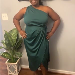 Green Dress with side rouching